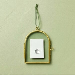 Arched Magnolia frame ornament (brand new)